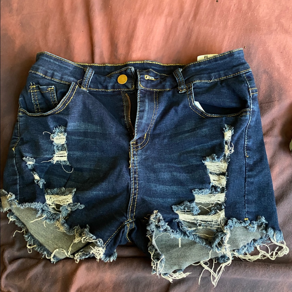 Ripped Jean shorts